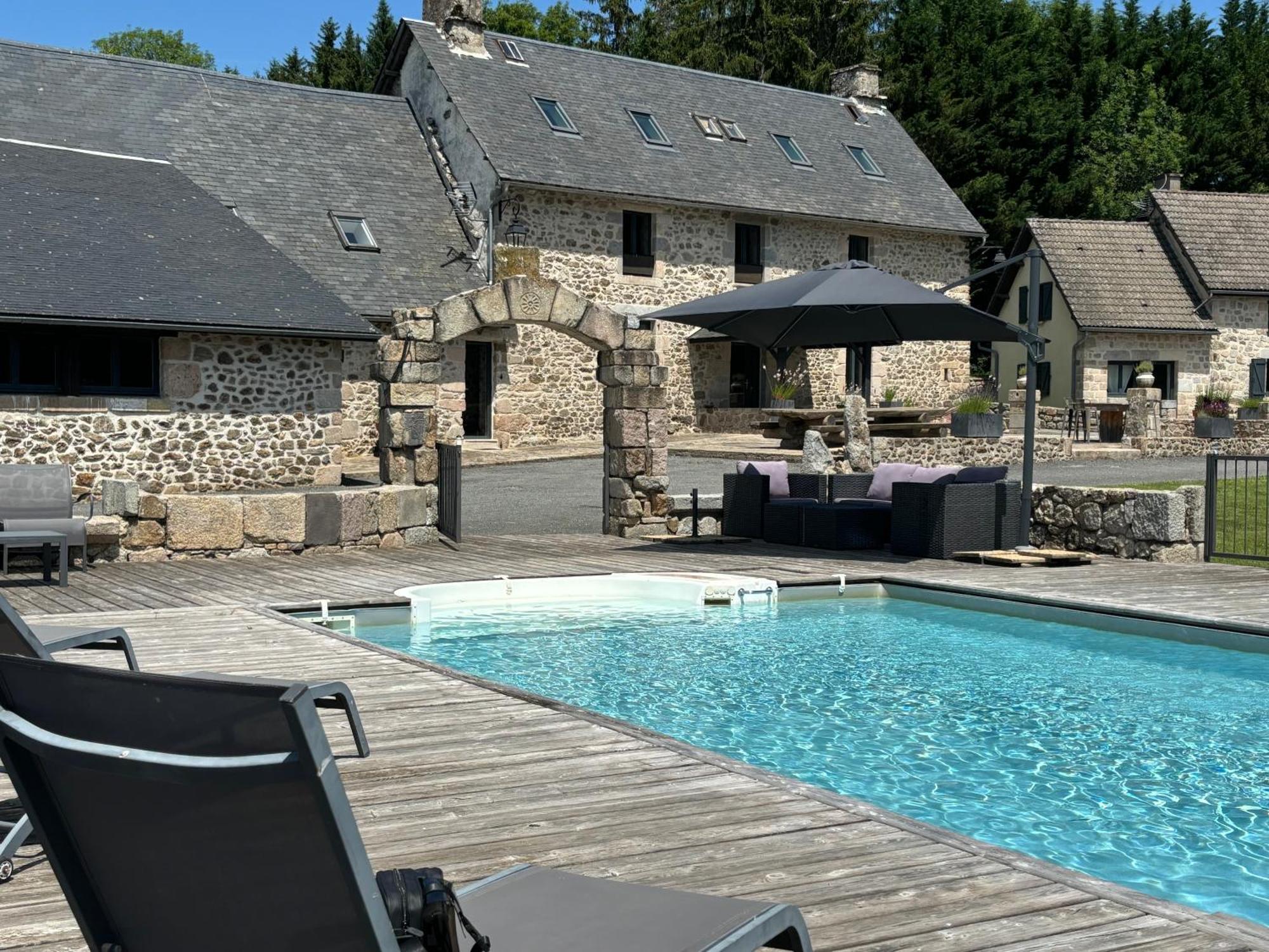 Вилла Domaine Des Annouillards Sornac Экстерьер фото