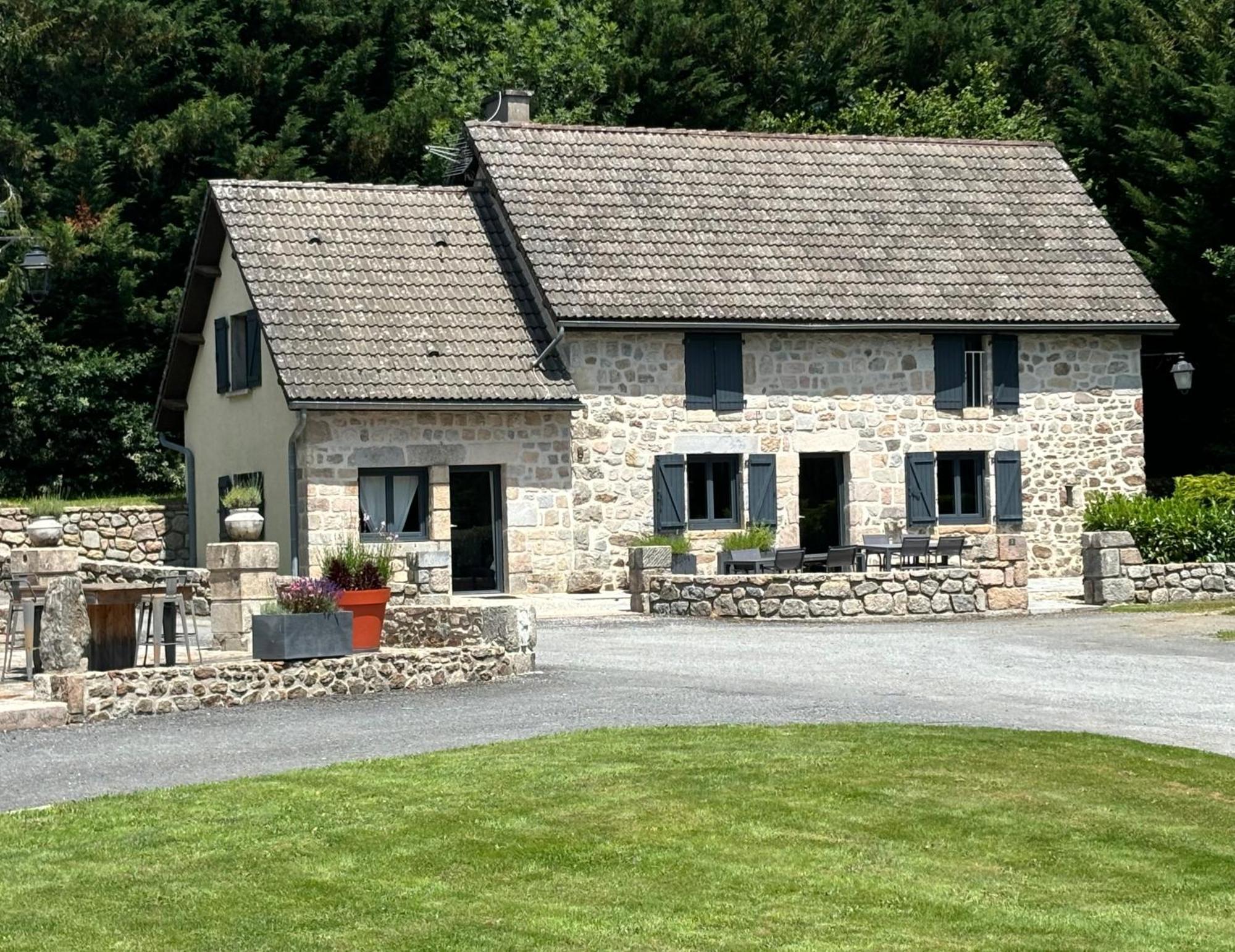 Вилла Domaine Des Annouillards Sornac Экстерьер фото